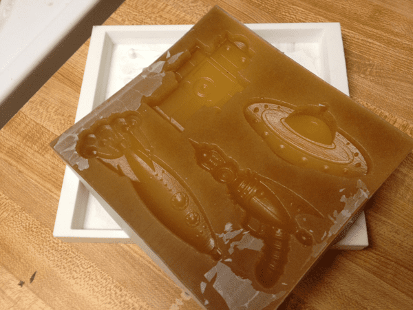 mold_messy
