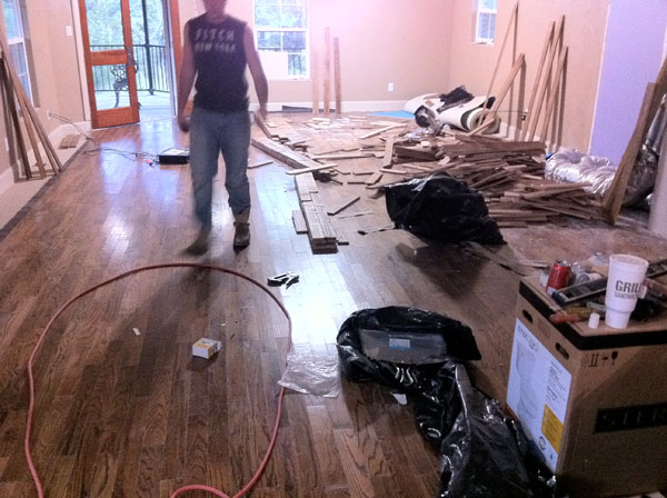 CWLIB1_layingfloor